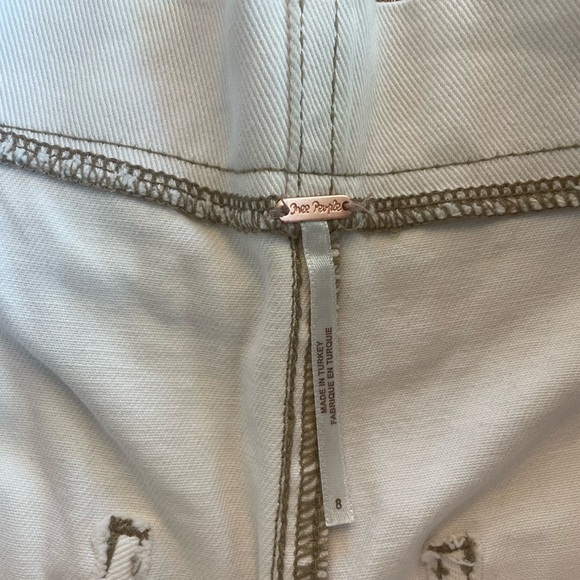 FREE PEOPLE CINDY UTILITY SHORTS PAPER BAG WAIST WHITE IVORY DENIM PLEATED SZ 8 - Picture 5 of 7